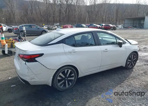 2022 Nissan Versa 1.6 Sr Xtronic Cvt z USA, uszkodzony, nr VIN 3N1CN8FV6NL854066